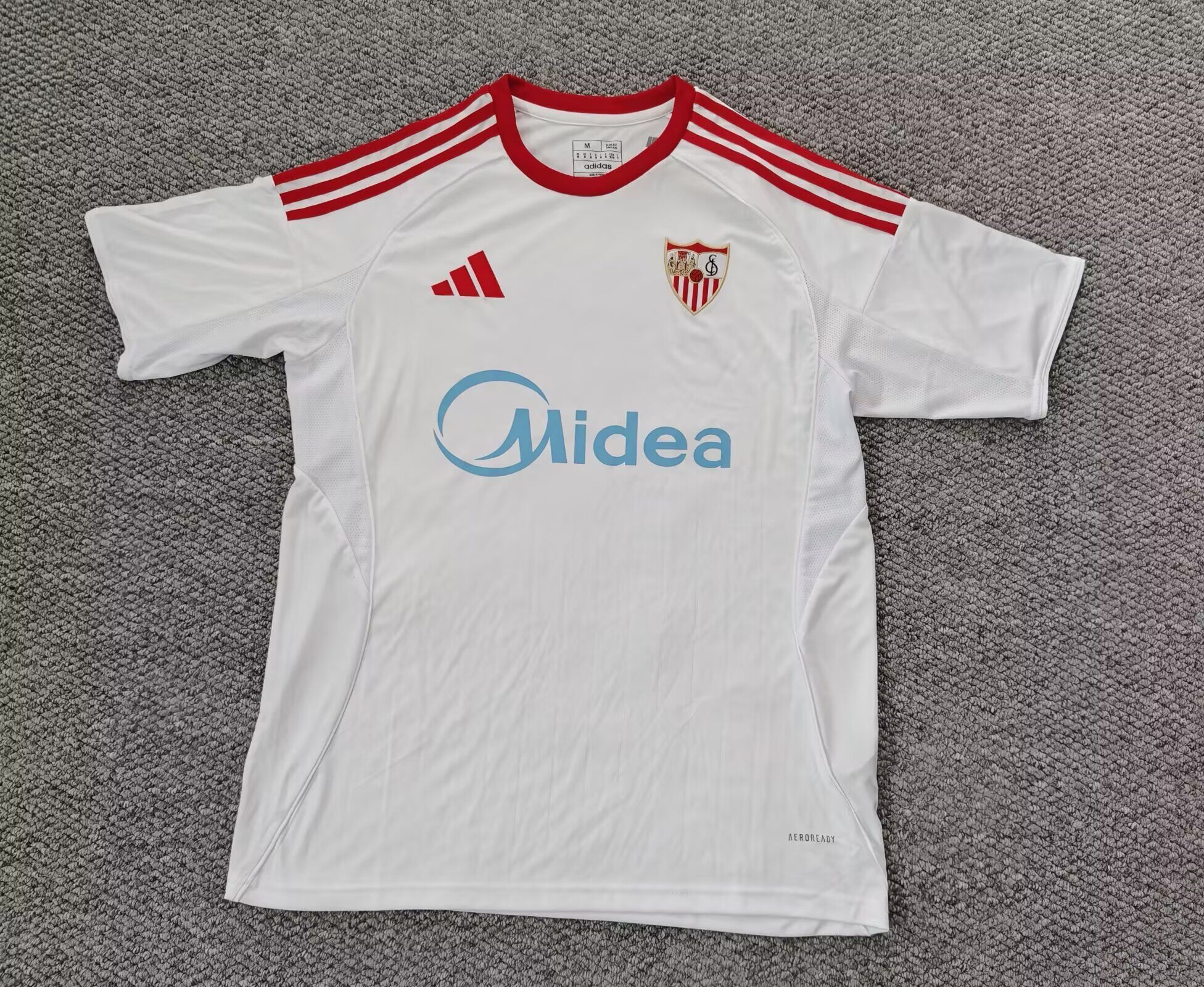 Sevilla FC Local / Versión Fan / 25-26